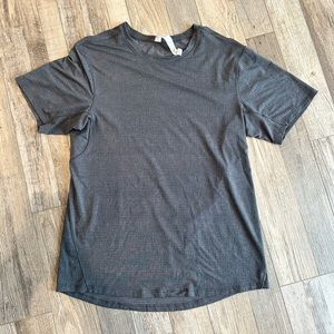 Lululemon Short Sleeve Shirt (MNS M)
